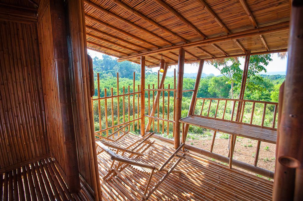 Phuree Hut Koh Phayam Esterno foto
