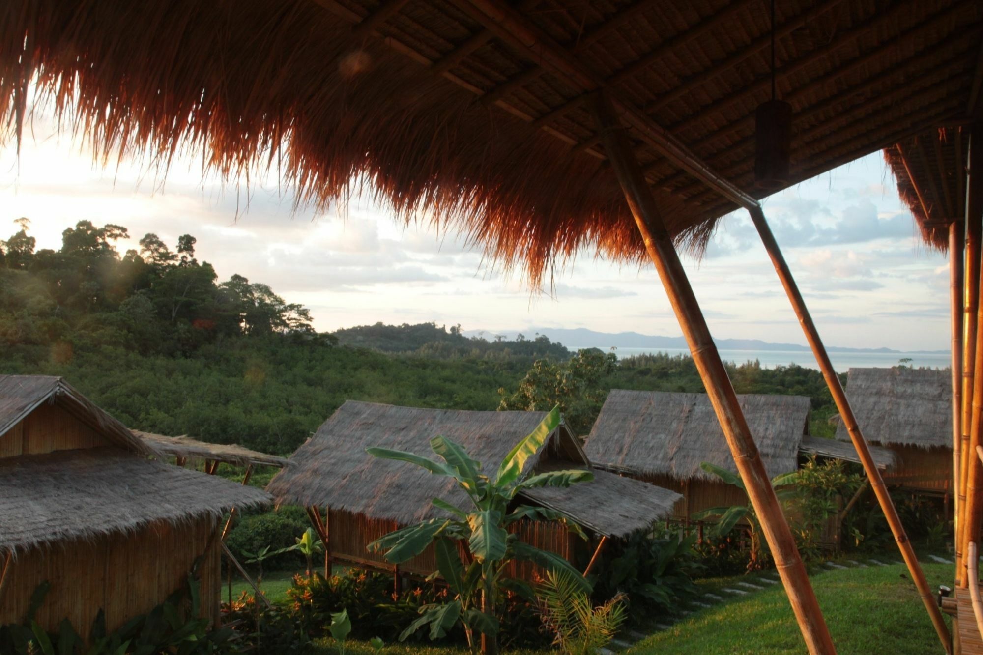 Phuree Hut Koh Phayam Esterno foto