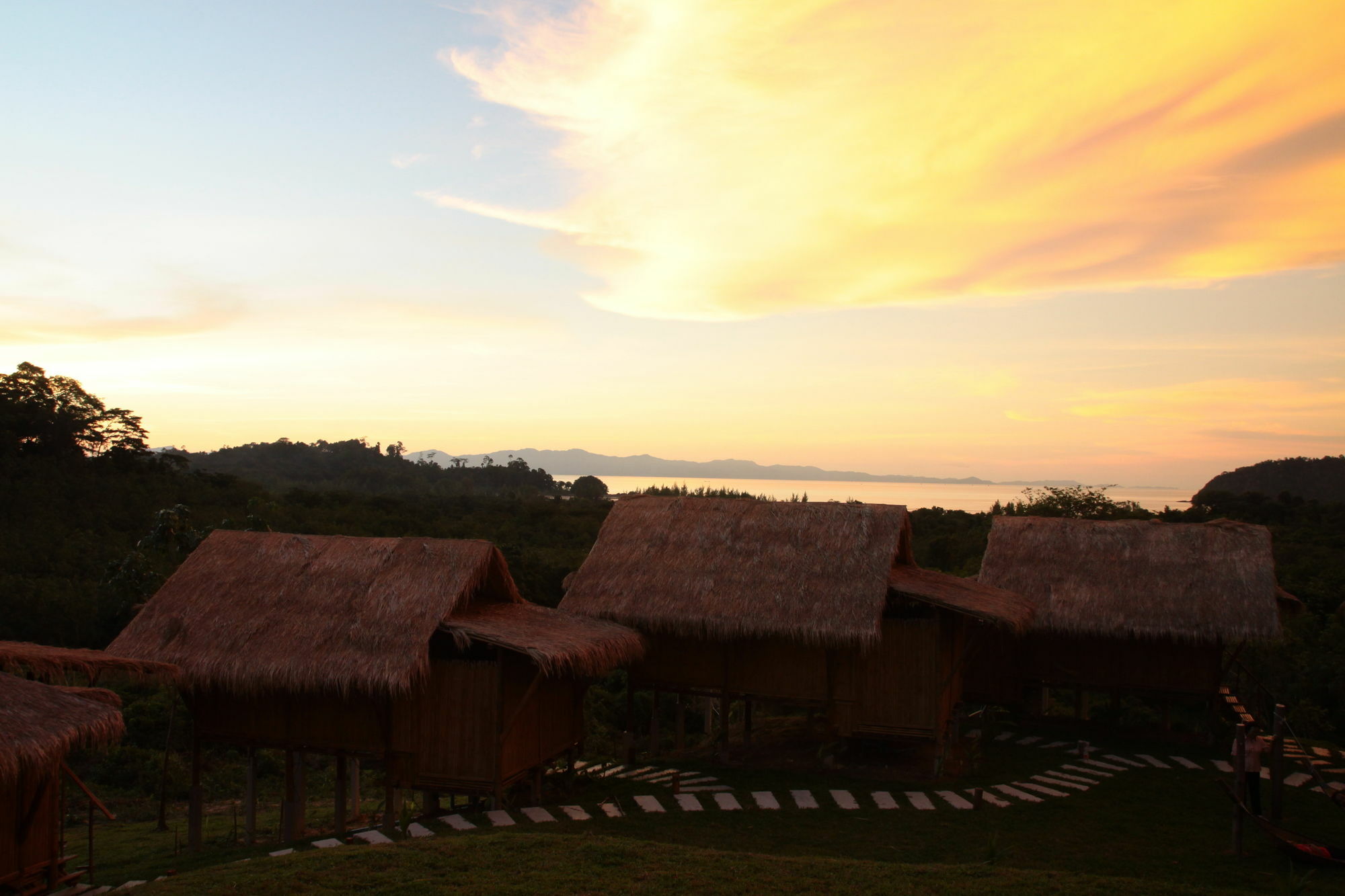 Phuree Hut Koh Phayam Esterno foto